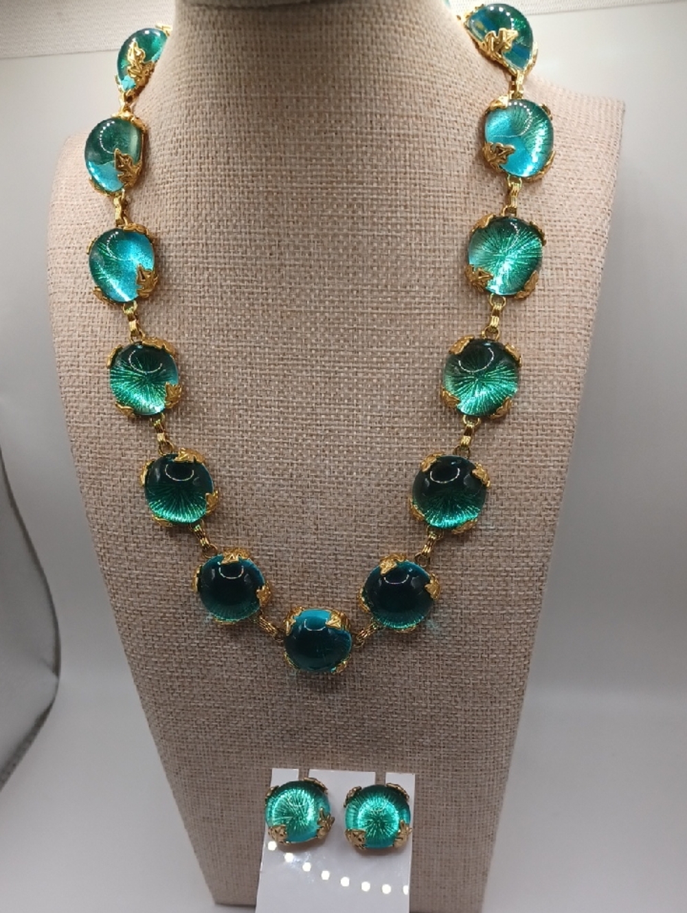 1950s Teal/Green Czech Glass Necklace and Earring Set - Picture 9 of 11